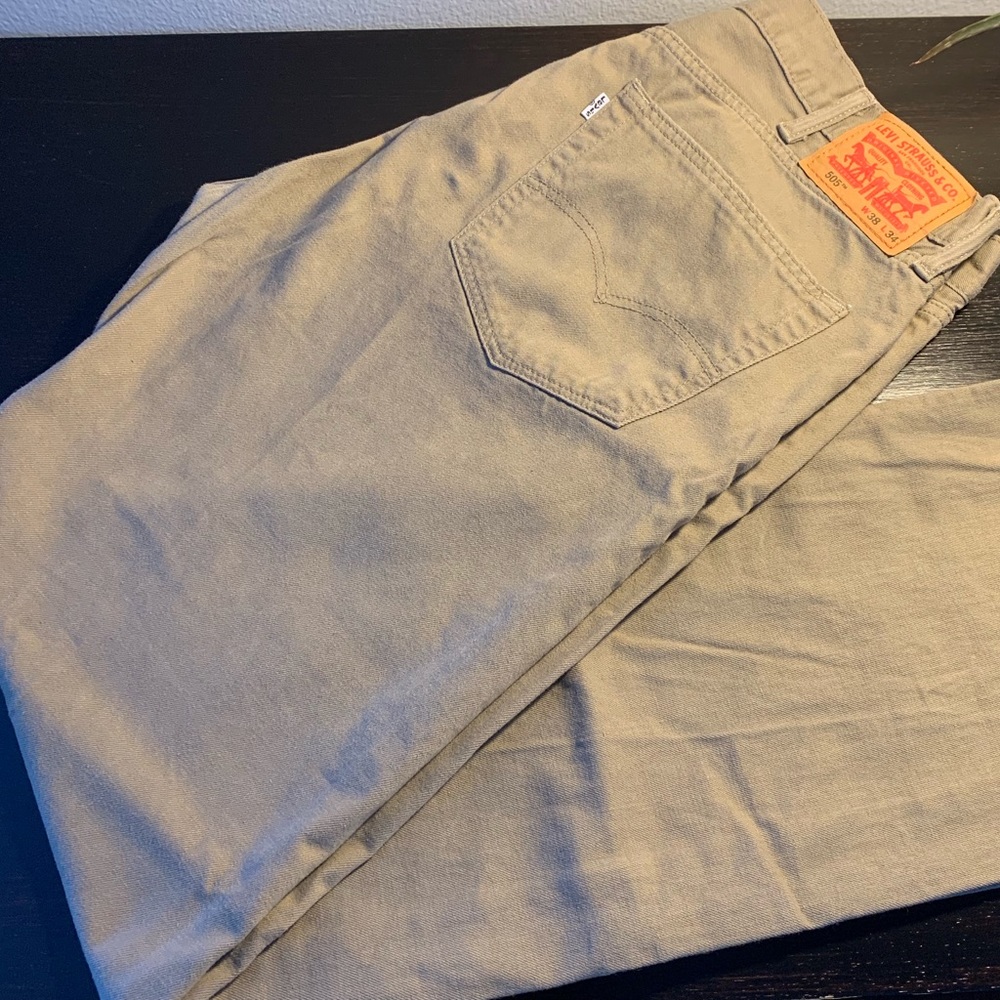 Levi 505 Khakis 38X34